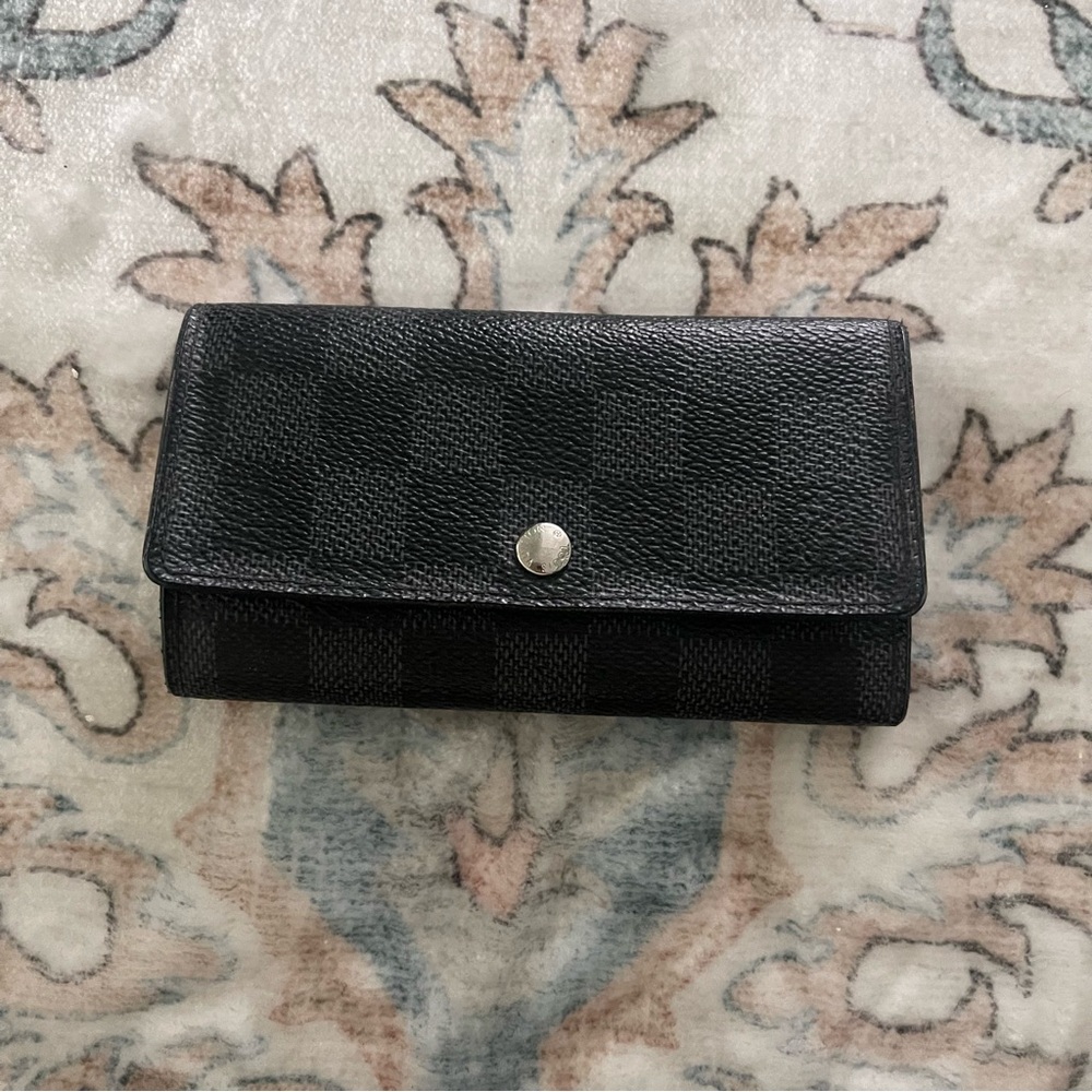 Louis Vuitton Graphite Key Holder